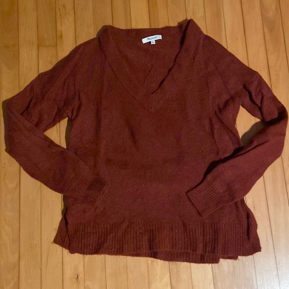 Madewell Bartlett V-Neck Sweater, Coziest Yarn, Small - Picture 2 of 6